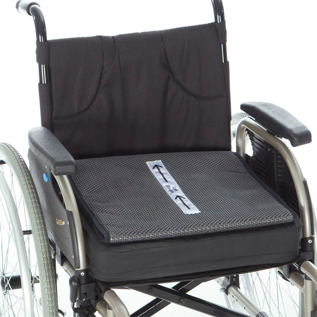 Capa Almofadada Antideslizante para Cadeiras de Rodas - Postura Otimizada