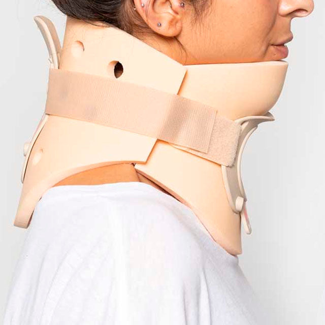 Colar Cervical Philadelphia Rígido com Abertura Traqueal - Vários Tamanhos